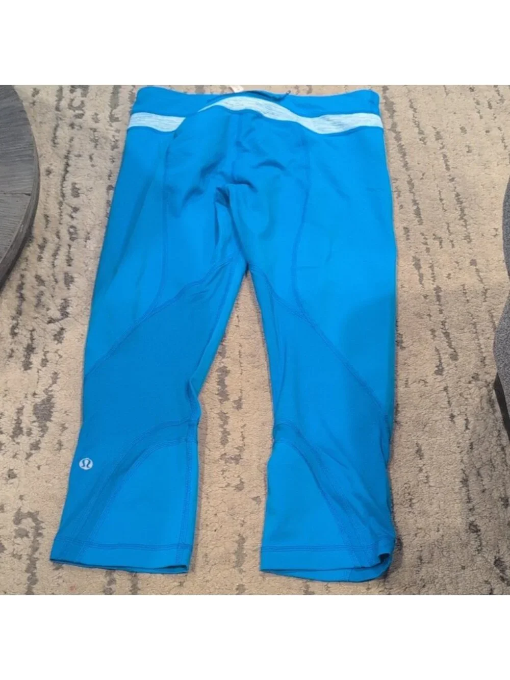 Lululemon Run: Inspire Crop II Beach Blanket Blue / Wee Are From Space Aquamari